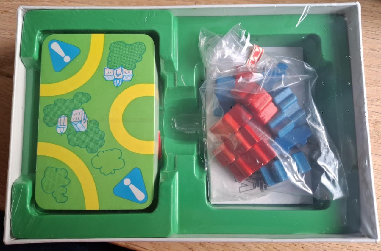 Vier spelletjes, resp. voor vanaf  6, 7, 9 jaar; 2 of meer spelers