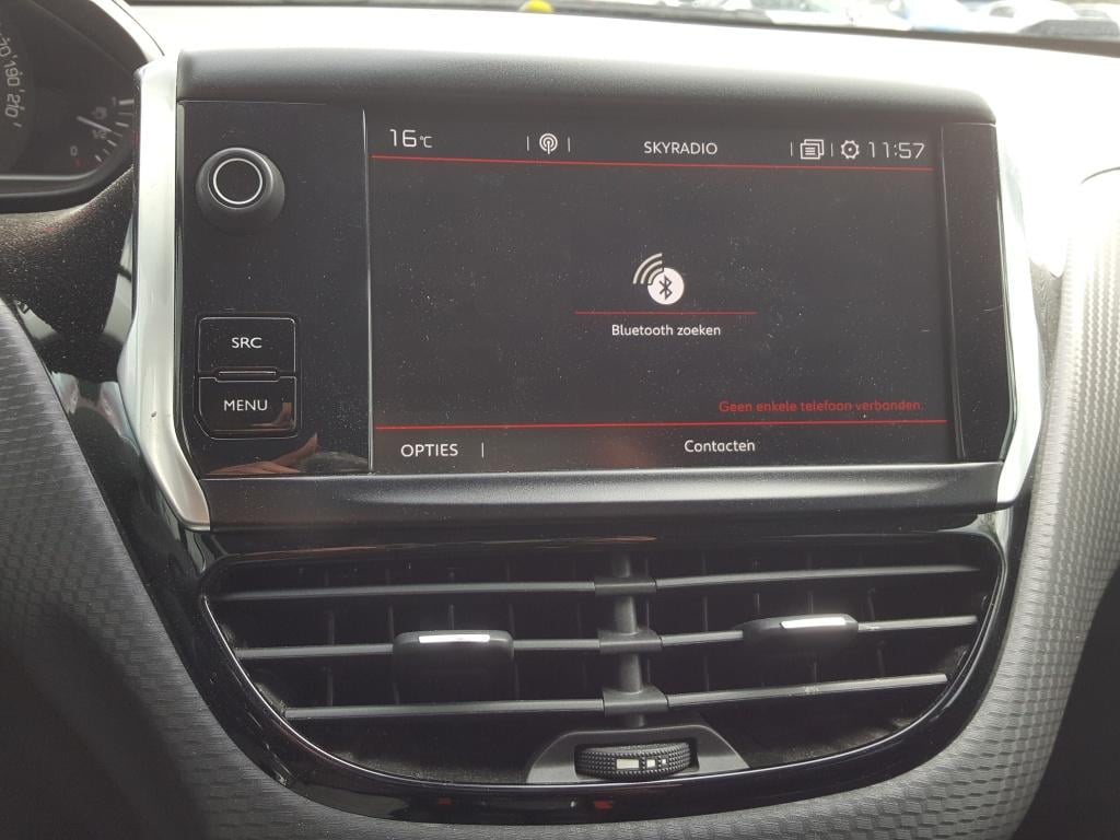 Peugeot 2008 1.2 130pk signature apple carplay & android auto | navigatie t