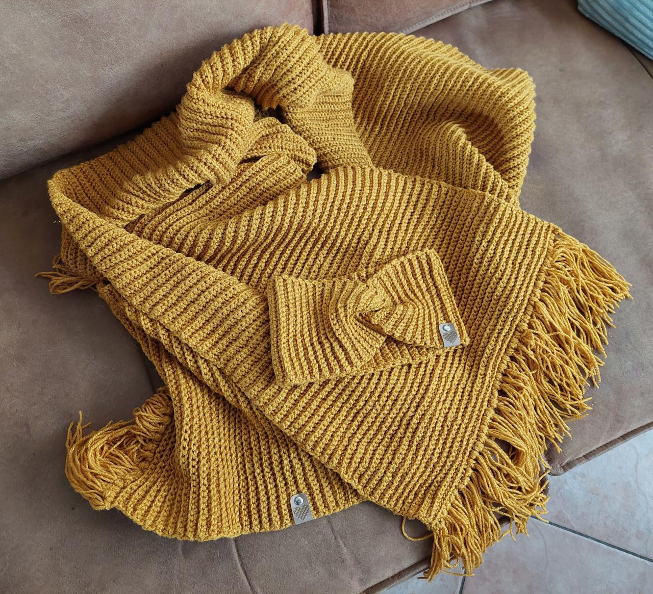 Nieuwe handmade dames sjaal & haarband okergeel