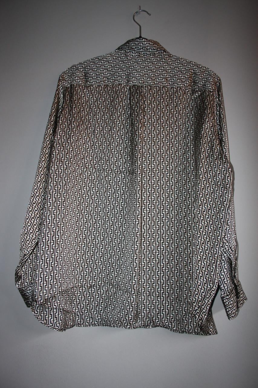 H&M beige zwarte bloes Nieuw zonder prijskaartje Maat M valt heel ruim dus