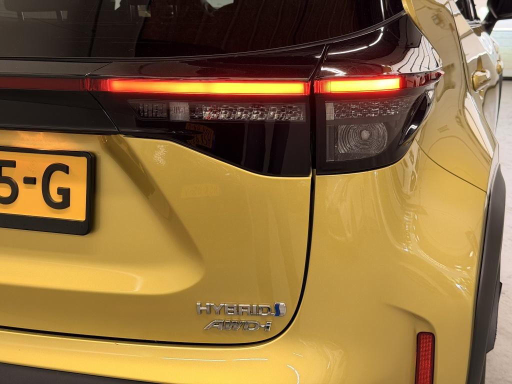Toyota Yaris Cross 1.5 hybrid launch edition| jbl |hud| awd| stoelverw+stuu