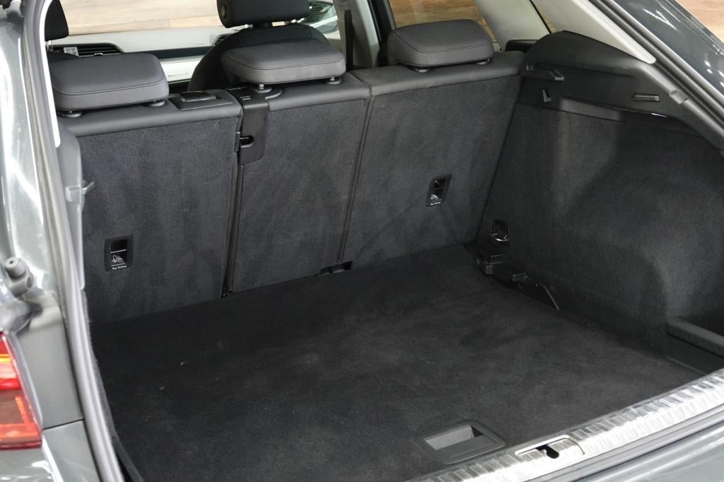 Audi Q3 35 tfsi pro line | keyless | led | camera |