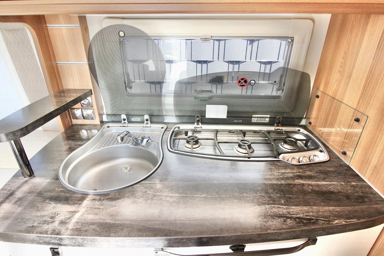 Tabbert Vivaldi W27 (Lengtebedden, Dakairco, Mover, Nieuwstaat!!! )