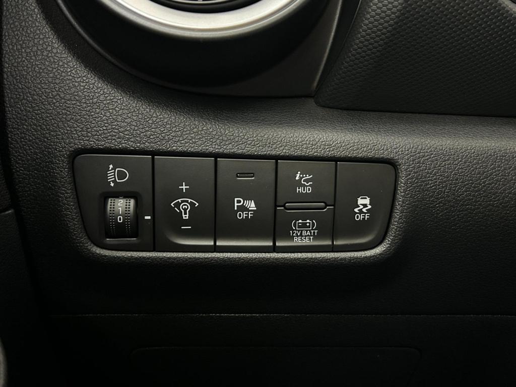 Hyundai Kona occasion 1.6 gdi hev fashion | rood | tweedehands hyundai kona