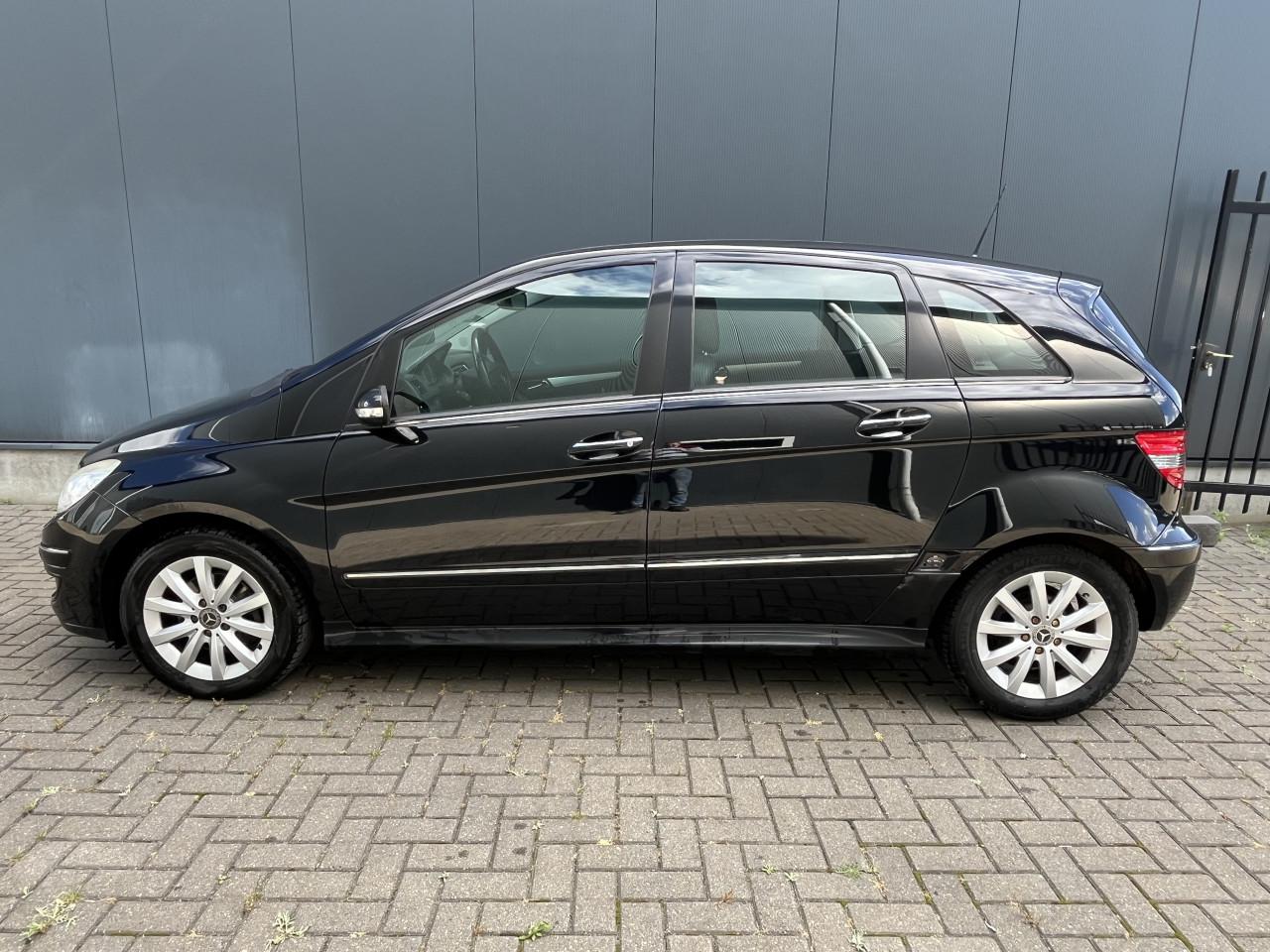 Mercedes-Benz B-klasse 200 NIEUW APK
