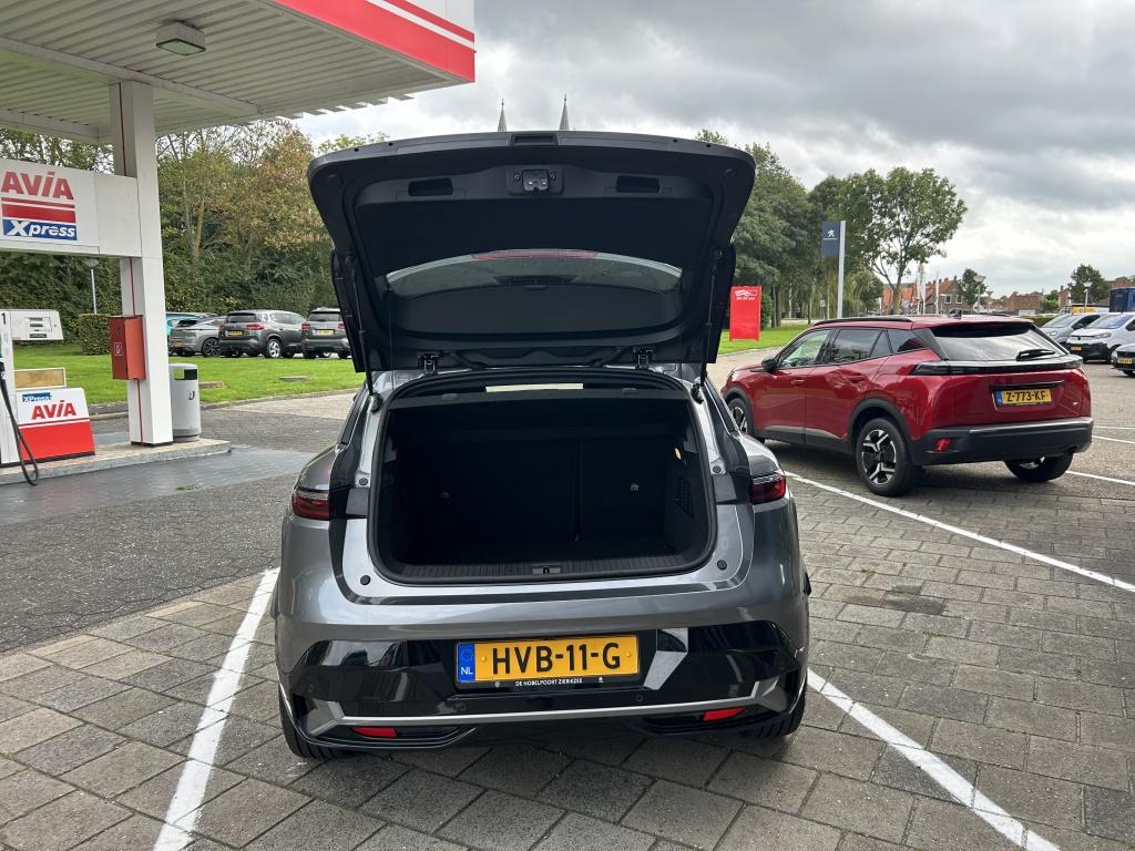 Renault Megane E-tech 60kwh 130pk comfort range evolution