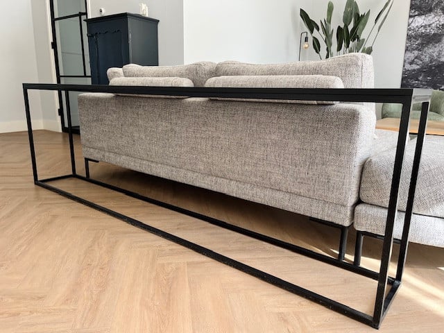 Sidetable 230 cm lengte  x 30 cm diep x 70 cm hoog zwart