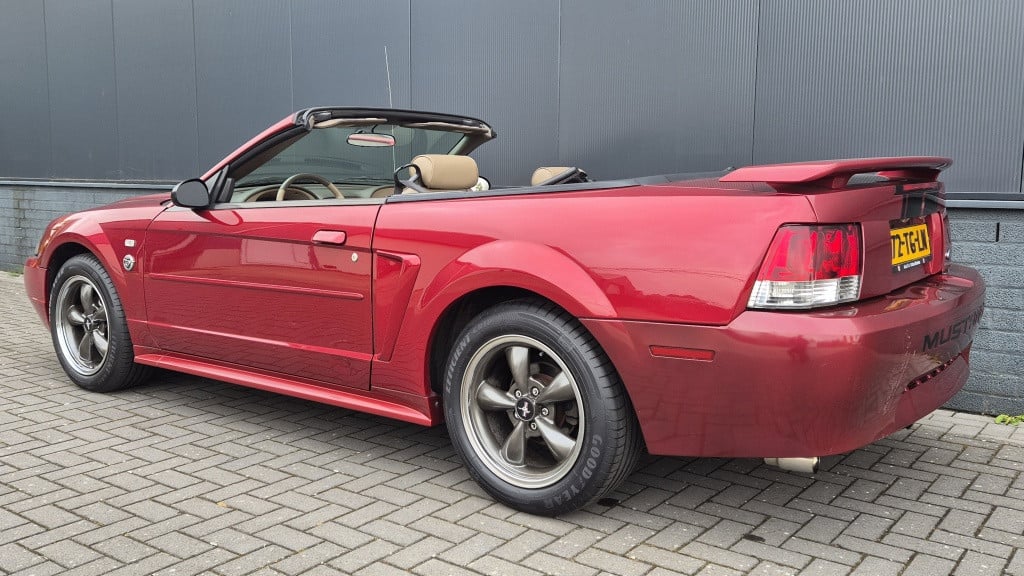 Ford Mustang convertible 40th anniversary 4.0 v6 automatic*cruise*airco*ele