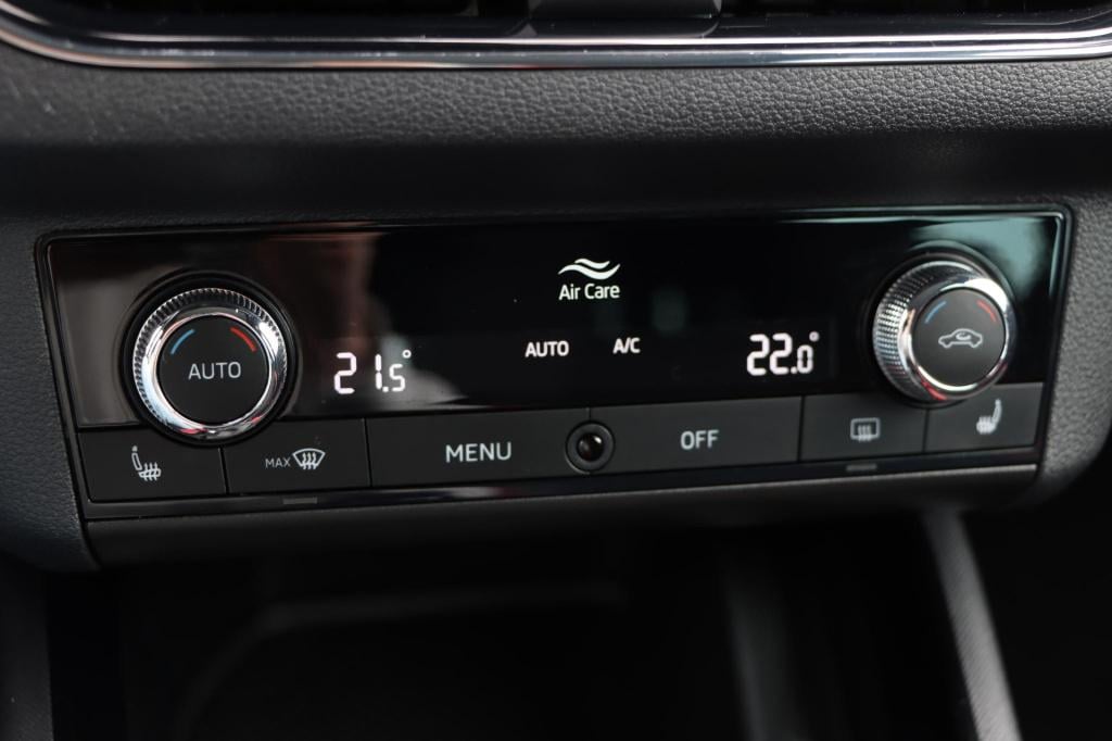 Skoda Kamiq 1.0 tsi monte carlo 110pk dsg7