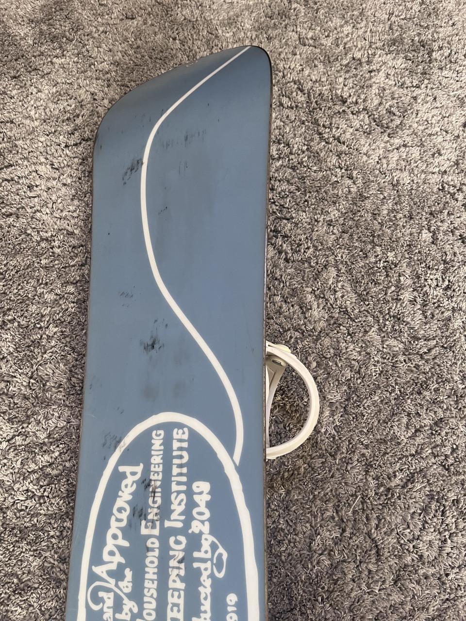 Snowboard crazy creek