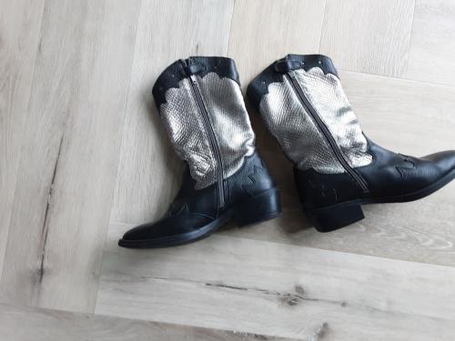 Als nieuw  cowboy  laarsjes mt 37