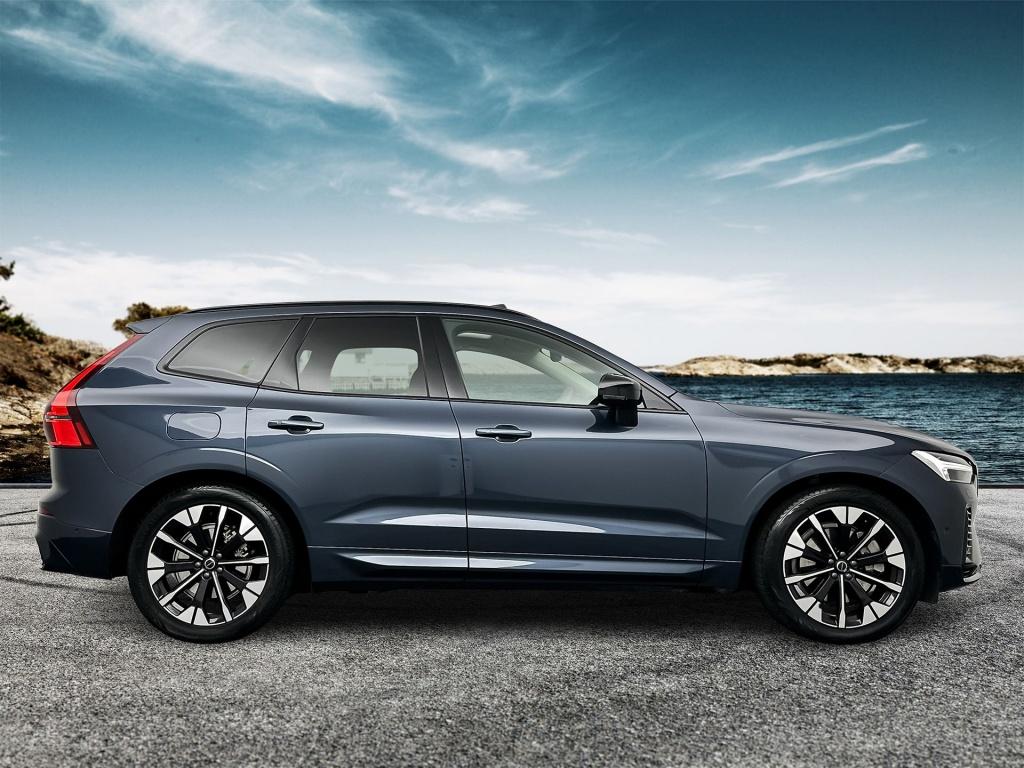 Volvo XC60 t6 398pk recharge ultra dark| pano| hud| 360camera|