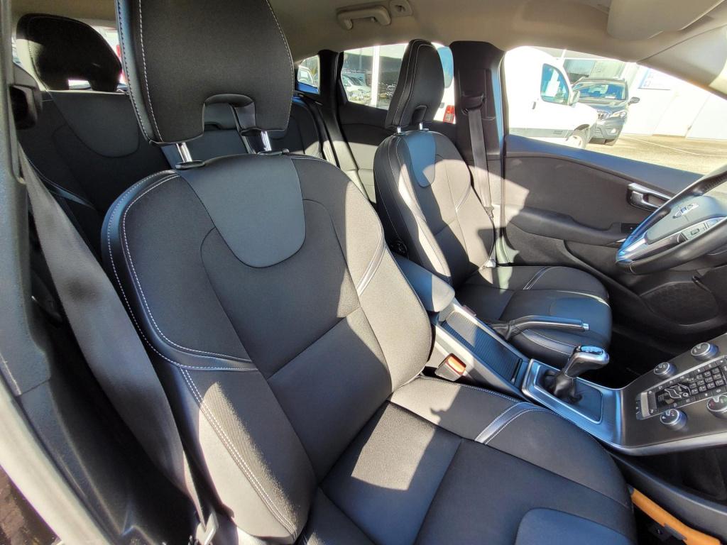 Volvo V40 2.0 d2 summum business