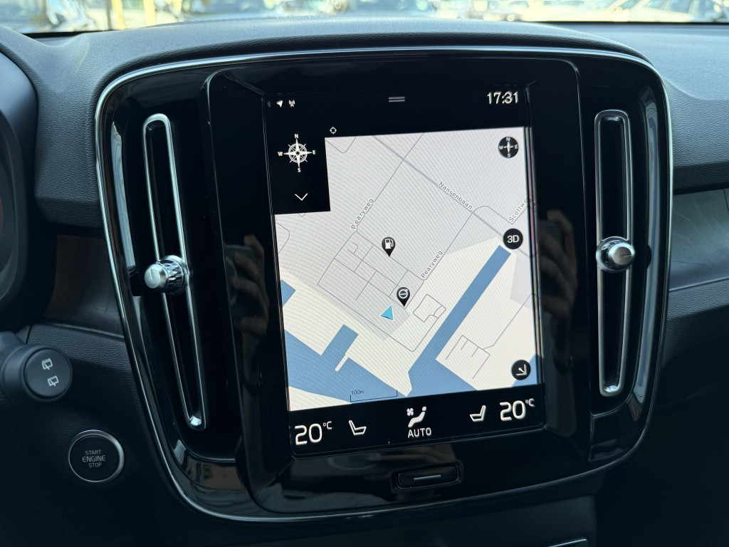 Volvo XC40 t5 262pk recharge ultimate bright| panodak| adap.cruise| trekhaa