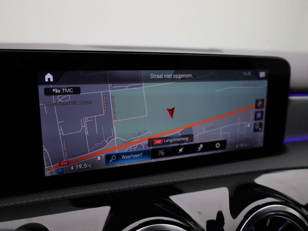 Mercedes-Benz A-Klasse 180 business solution amg | automaat | lmv | sfeer v