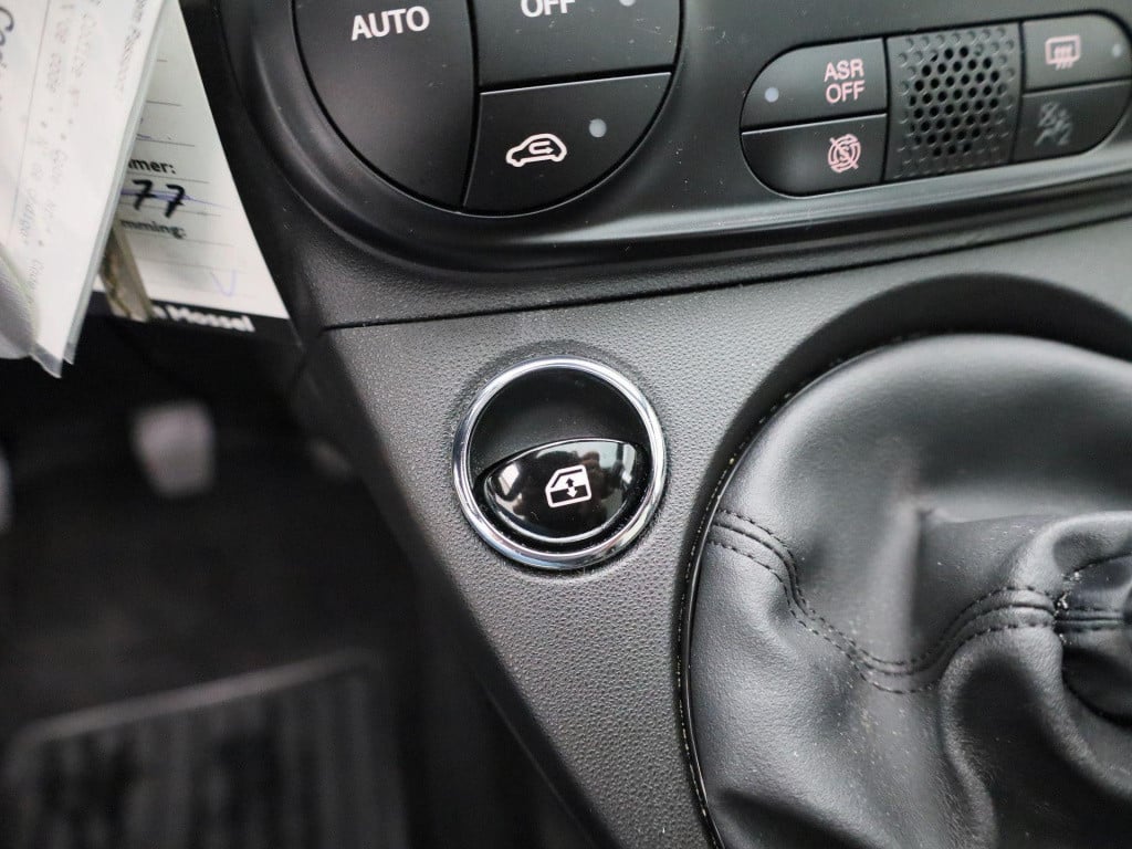 Fiat 500 1.0 hybrid star |apple carplay / android auto | panorama dak | blu