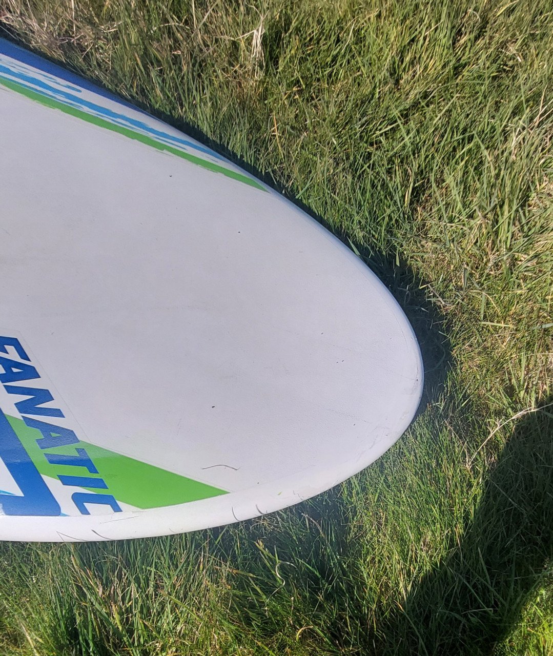 TE KOOP SURFBOARDS, BEGINNER EN GEVORDERDE. MET LEUKE AANHANGER