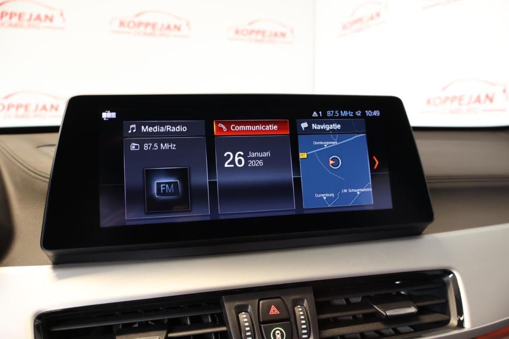 BMW X1 sdrive20i executive m sport edition nl auto, panorama, trekhaak, hea