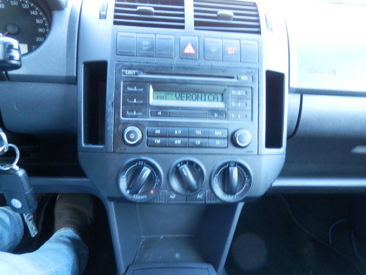 Auto Garant Biedt Aan: Volkswagen Polo 1.2 Trendline