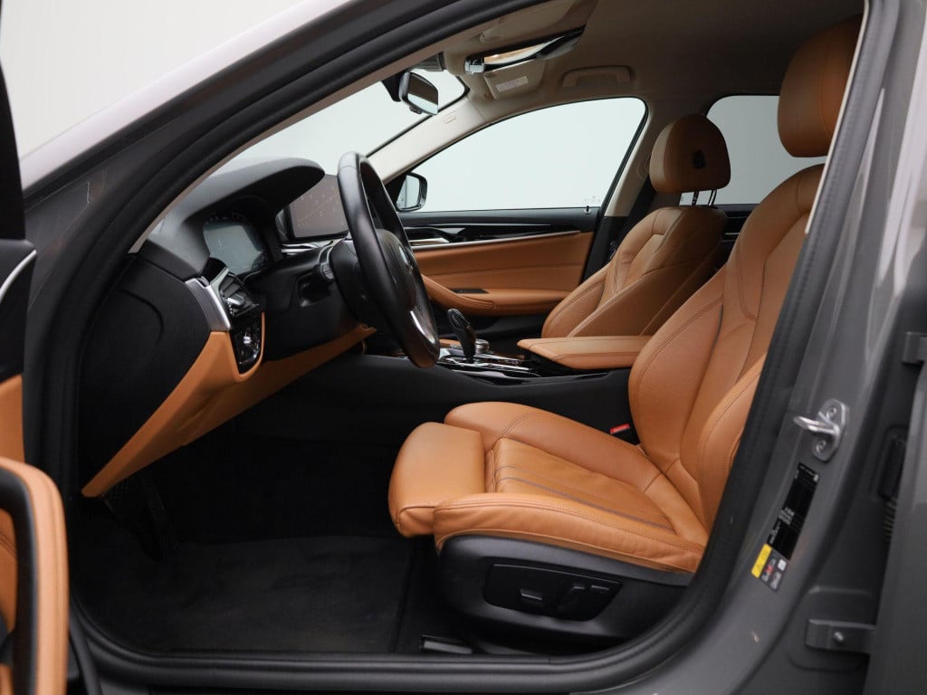BMW 5 Serie touring 530e executive | automaat | leder | navigatie | stoel v