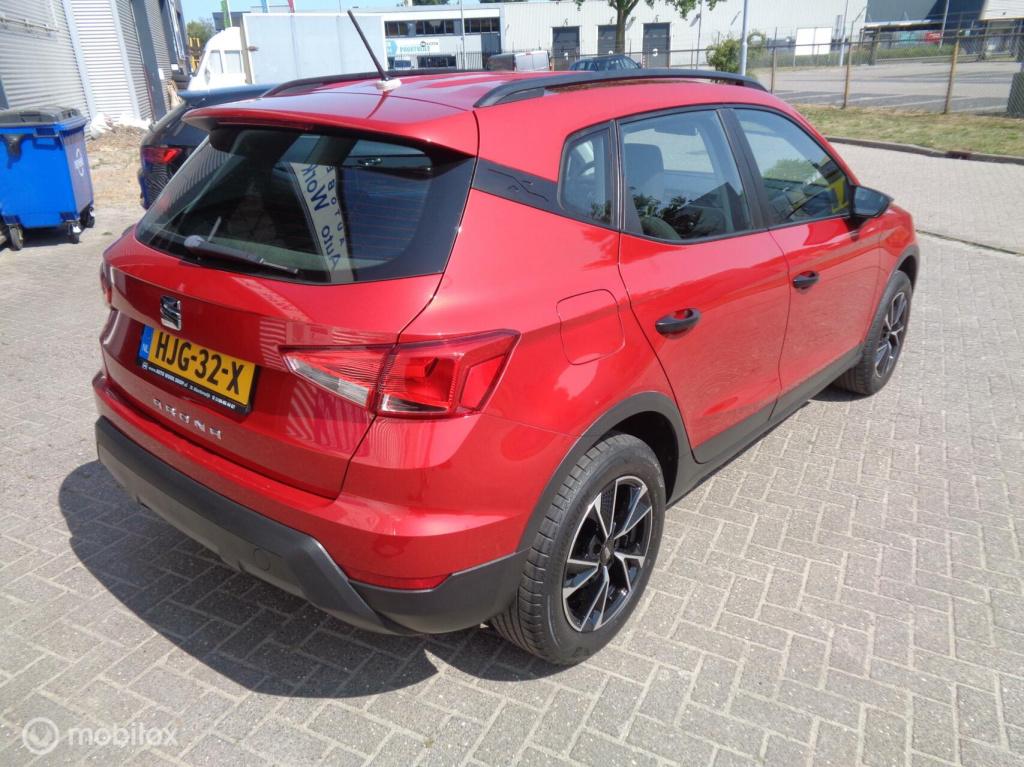 Seat Arona 1.0 tsi reference/airco/lm velgen/carplay/1st eig/slechts 79000k