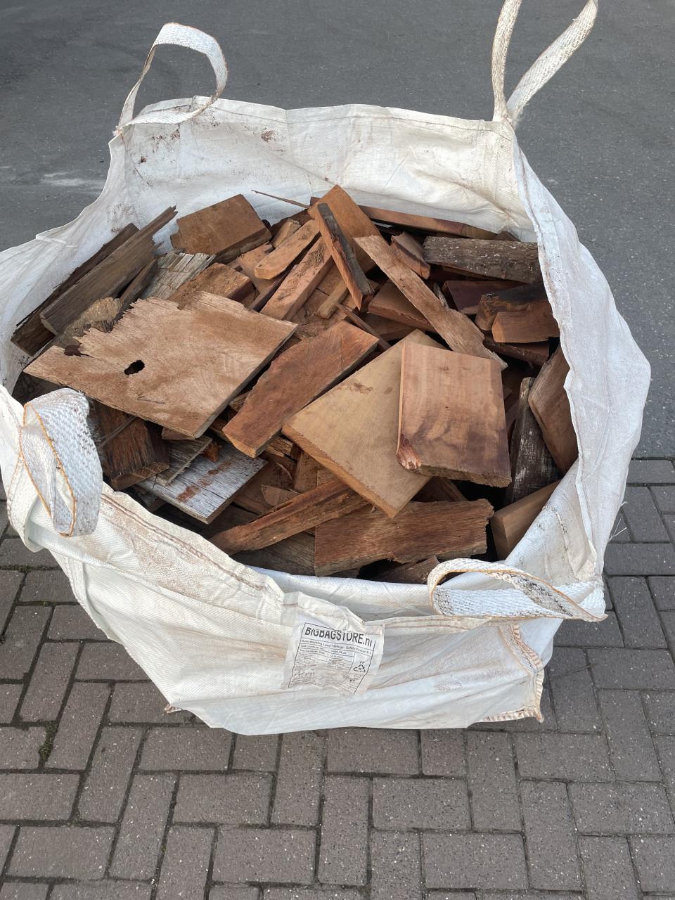 Resthout voor als kachelhout/haardhout