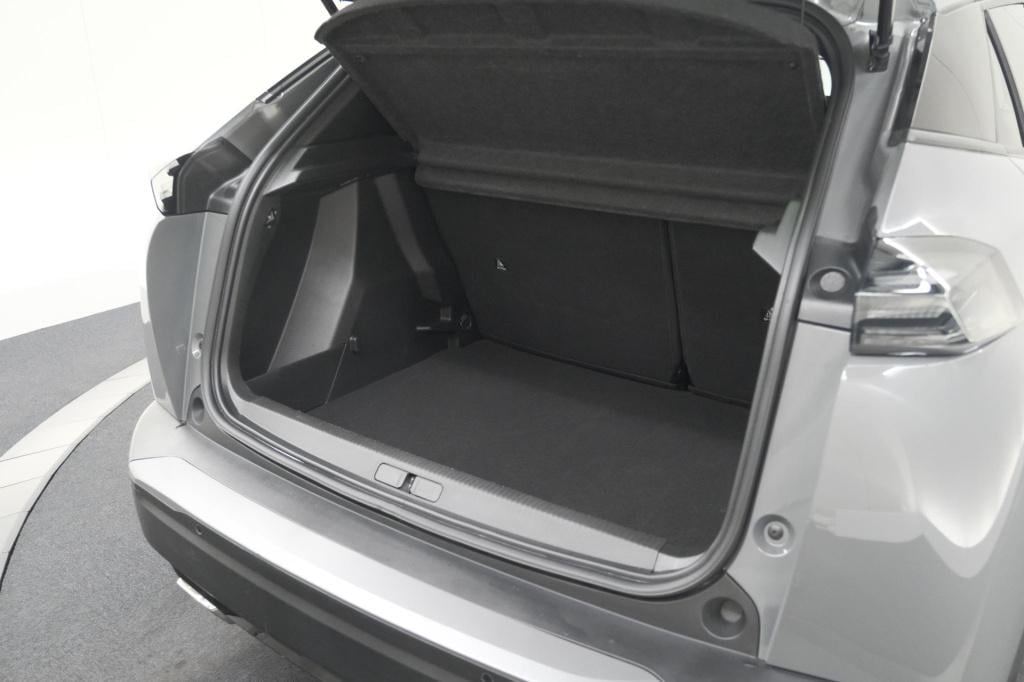 Peugeot 2008 1.2 hybrid 145 allure | apple carplay | climate control | park