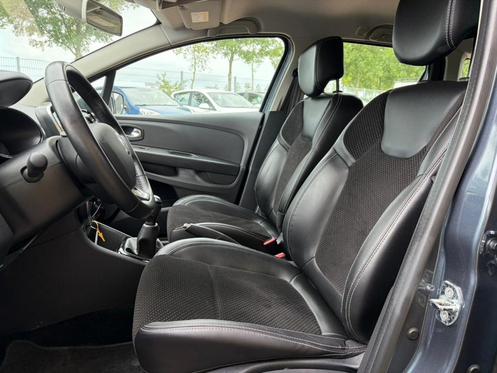 Renault Clio estate 0.9 tce intens