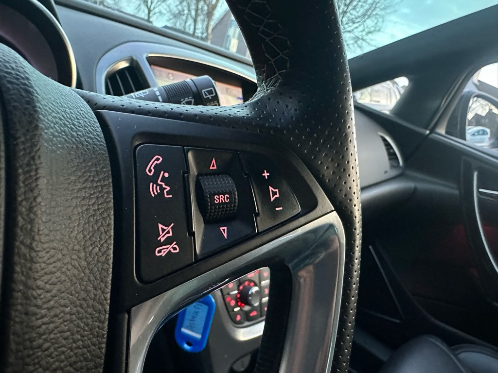 Opel Astra gtc 2.0 turbo opc