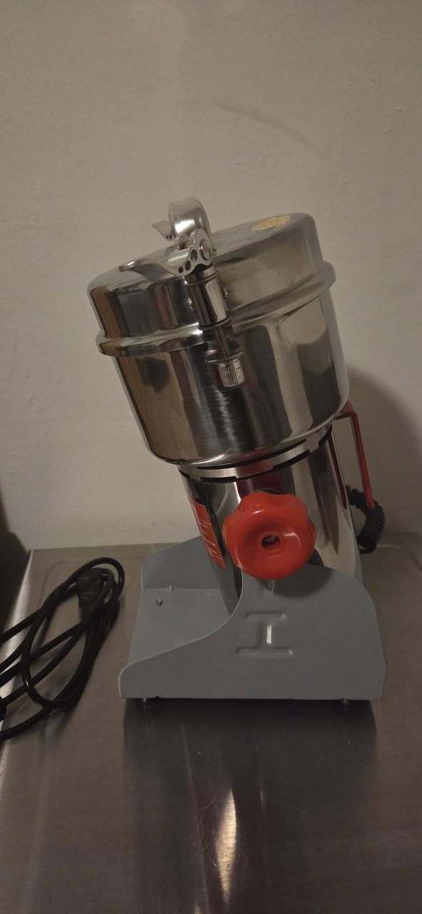 Grinder/molen voor graan, kruiden, koffie etc