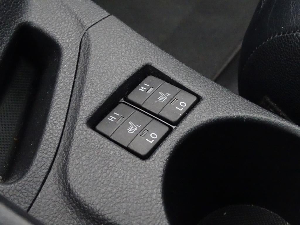 Toyota Auris 1.8 hybrid lease pro | pano | stoelverwarming | camera