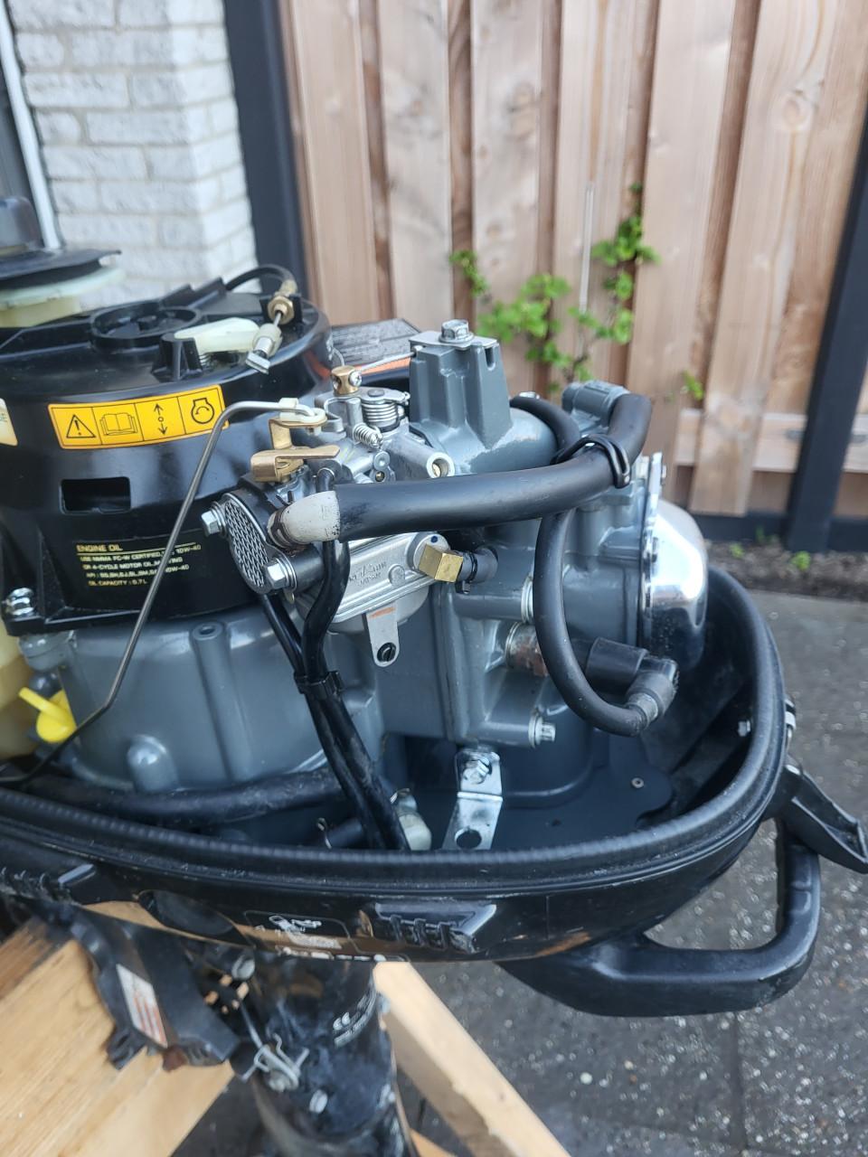 Nimarine Rhino Black 2.90 rubberboot met een 6 pk Suzuki DF6