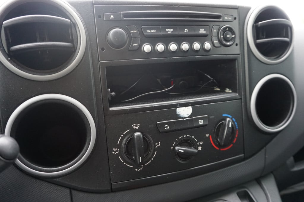 Peugeot Partner 122 1.6 hdi l2 xt elektr. ramen / cruise / trekhaak / nap
