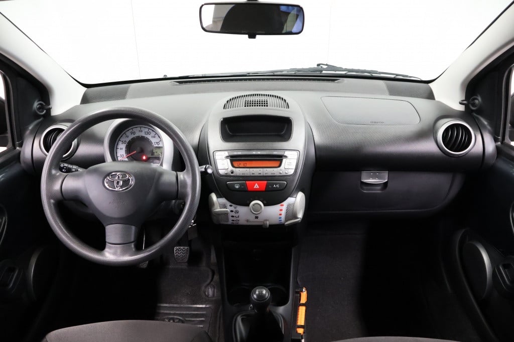 Toyota Aygo 1.0 vvt-i now