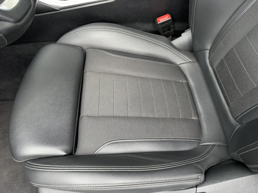 BMW 3-serie 320i automaat high executive sedan
