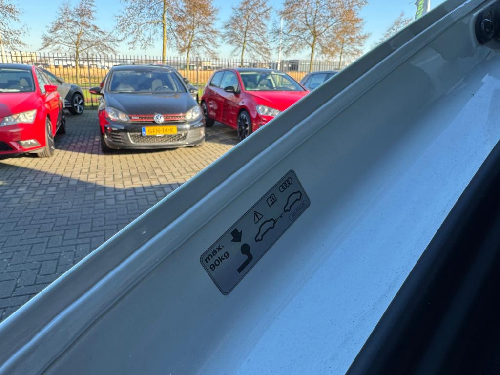 Audi Q3 sportback 35 tfsi s edition * panoramadak * 360 camera * trekhaak