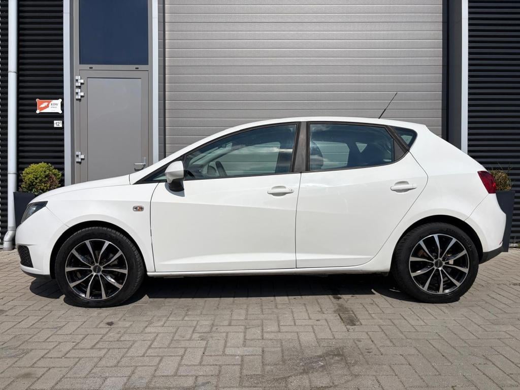 Seat Ibiza 1.2 club/airco/lichtmetaal/carplay/android/mooie auto/