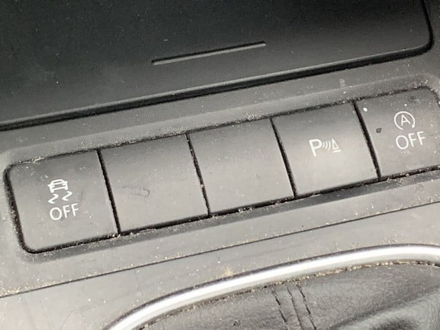 Volkswagen Golf 1.2 tsi - v e r k o c h t