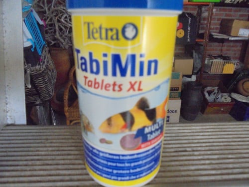 Visvoer Tetra min