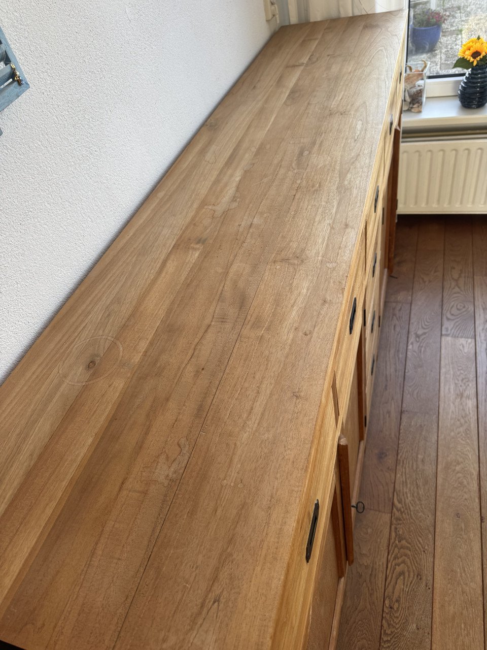 Massief houten dressoir