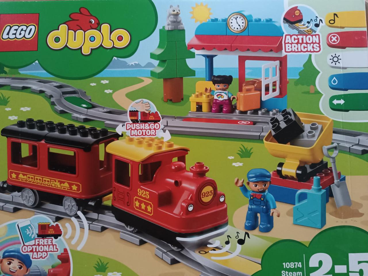 Duplo trein met veel toebehoren