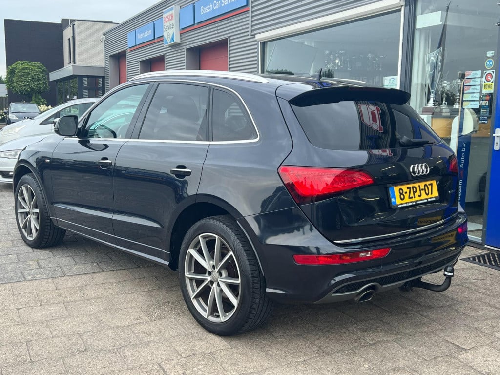 Audi Q5 2.0 tfsi quattro s edition, panoramadak, trekhaak enz...