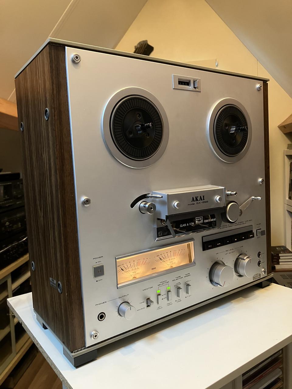 Akai GX-255 Direct Drive 3 motoren auto-reverse bandrecorder met garantie