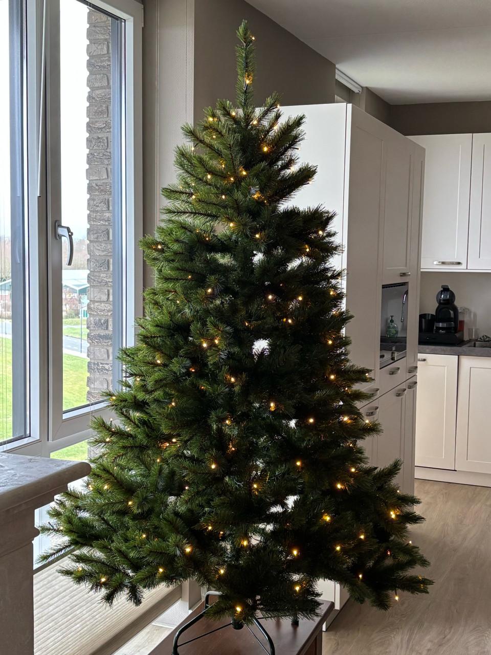 Mooie kunstkerstboom