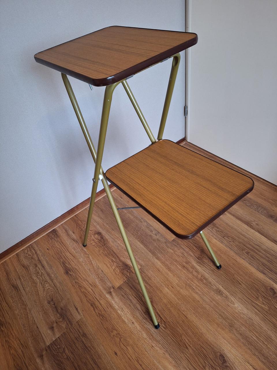 Dia projector tafel en projector scherm