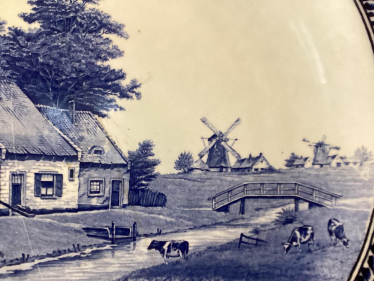 Schotel/Bord . (Delfs Blauw)