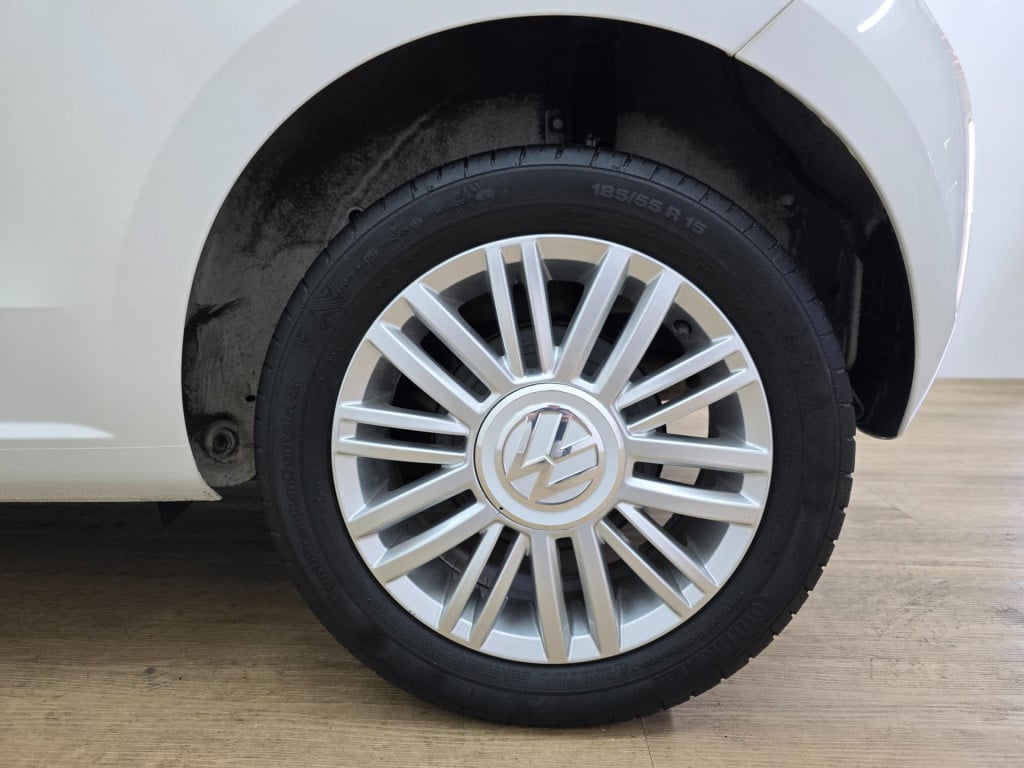 Volkswagen UP! 1.0 high up! bluemotion met cruisecontrol | unieke uitvoerin