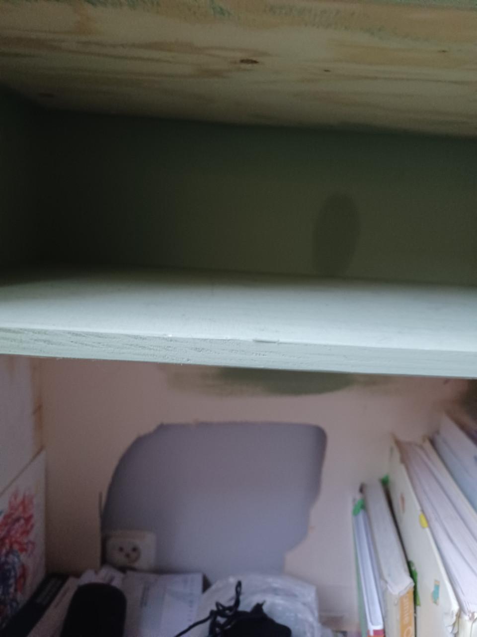 Handgemaakte wandkast