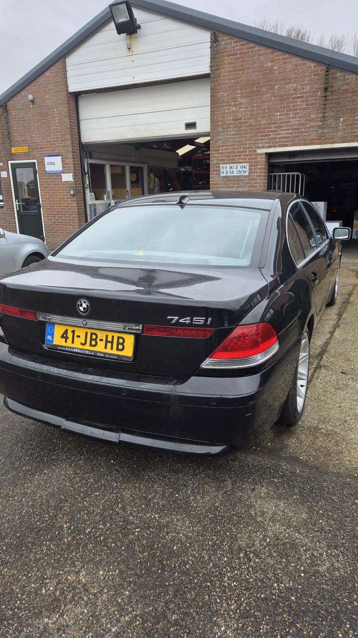 Bmw 745i