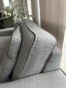 2 en 2,5 zits bankstel met bijpassende poef